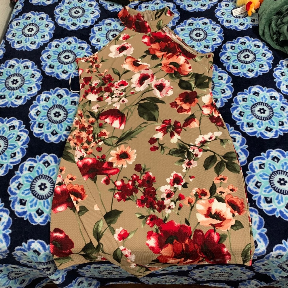 Fitted floral dress